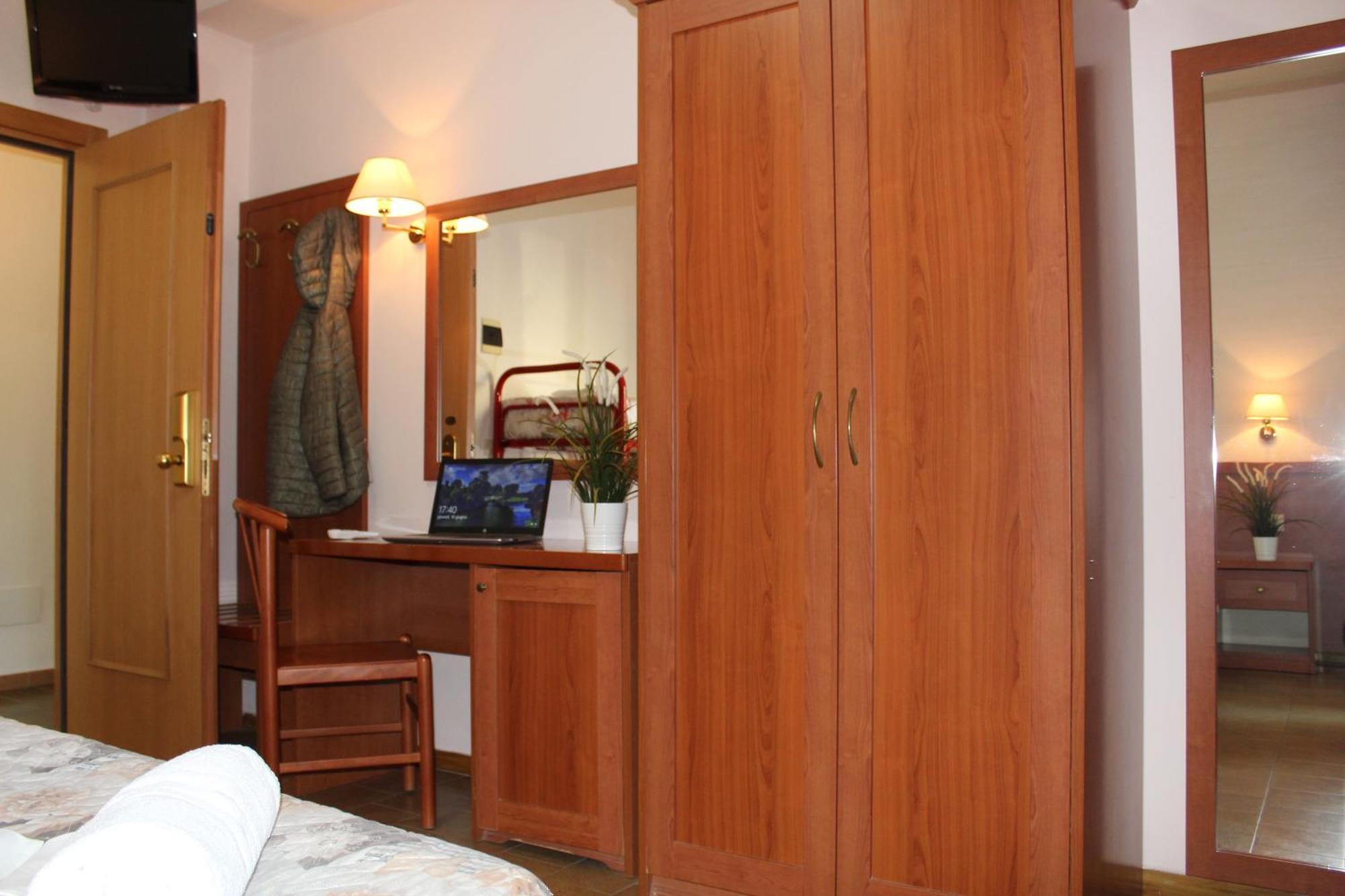 Depandance Hotel Jole Cesenatico Buitenkant foto