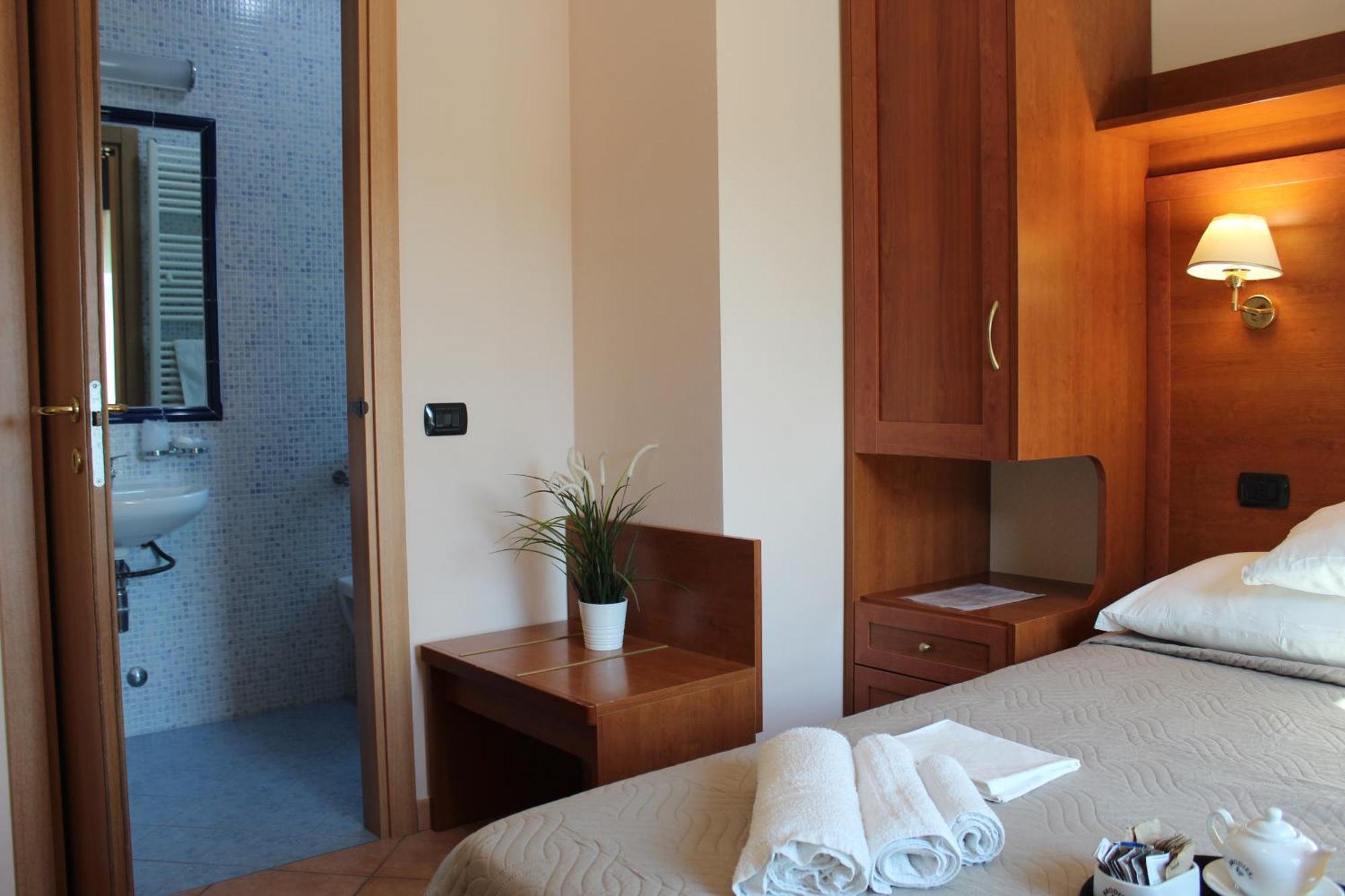 Depandance Hotel Jole Cesenatico Buitenkant foto